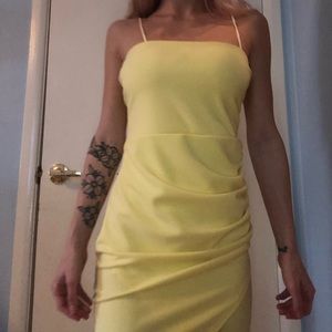 Yellow dress 🌼